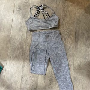 Brand: Lululemon
Size: 4 pants and size 6 sports bra
Color: black and white